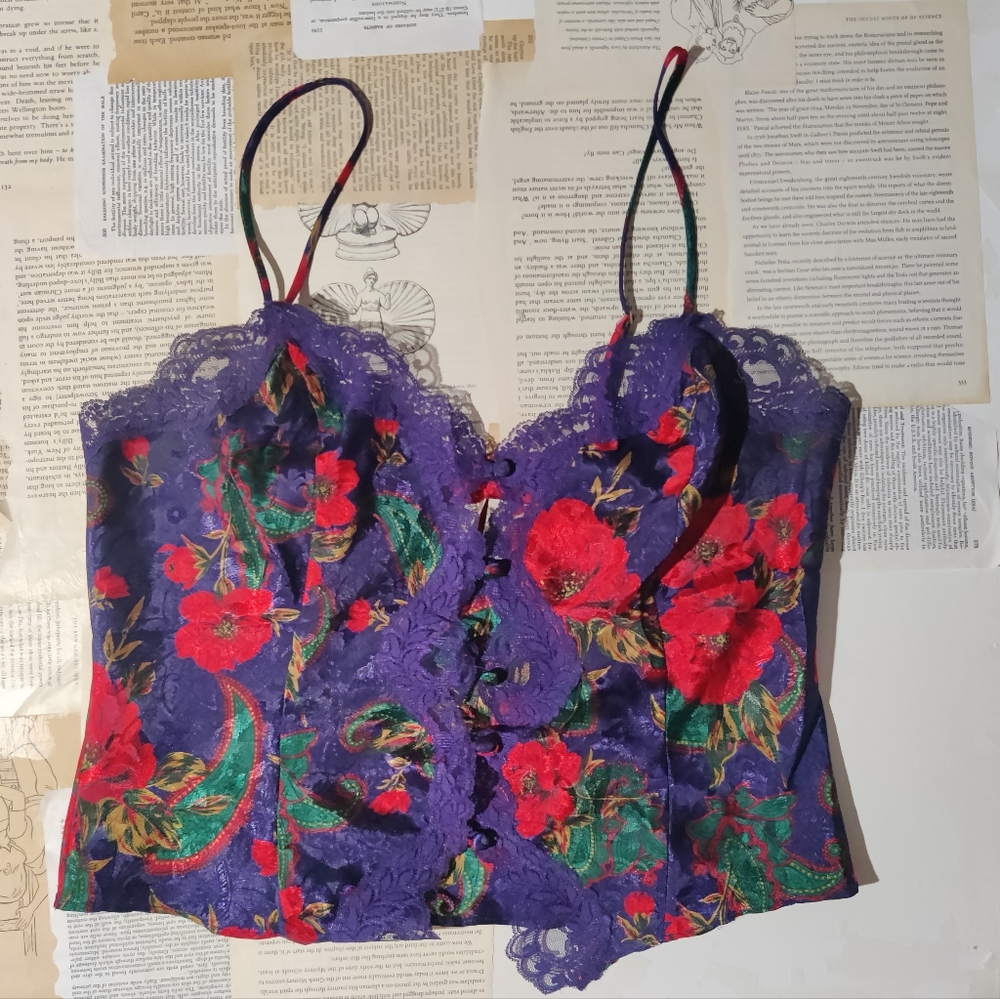 Vintage 90s Victoria's Secret Gold Label Floral Paisley Top w/ Fabric Buttons